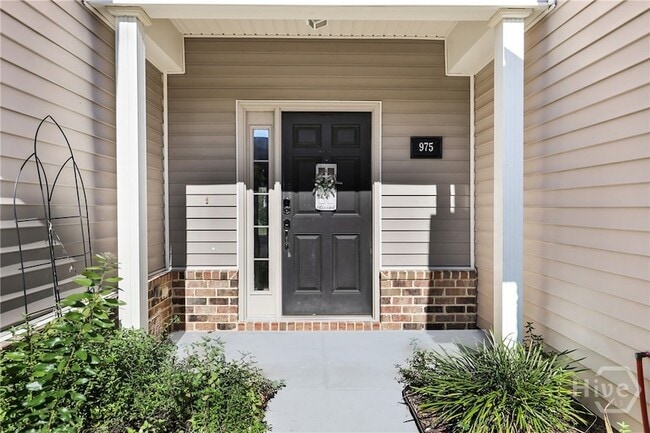 Photo - 975 Canyon Oak Loop