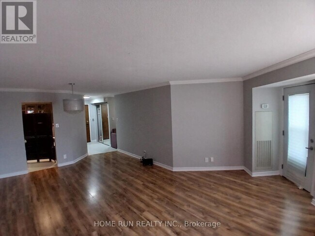 Photo - 151 Bay St Unité 104