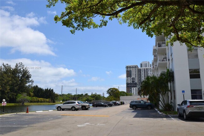 Photo - 16465 NE 22nd Ave Unit 110