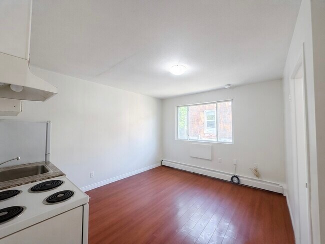 Photo - 198 Dunn Ave Unit 303