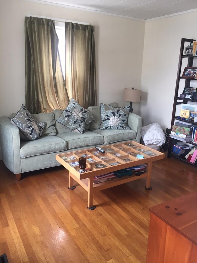 Photo - 8 Chapin St Unidad #1J