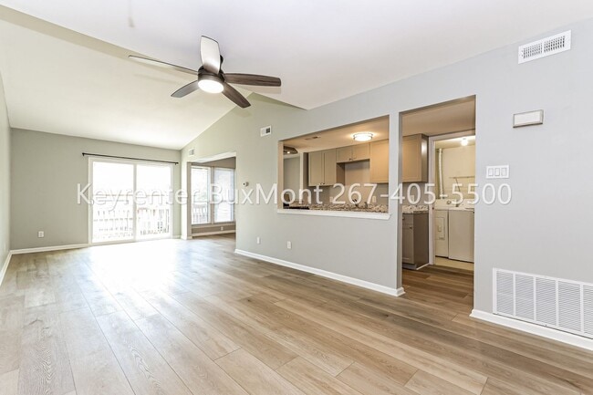 Photo - 1825 Bridgetown Pike Unit 310