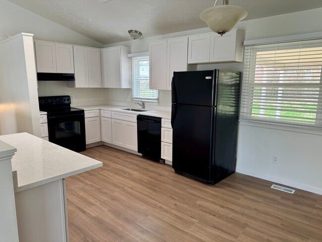 Photo - Aylesbury Home