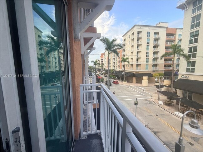 Building Photo - 7290 SW 90th St Unit 207