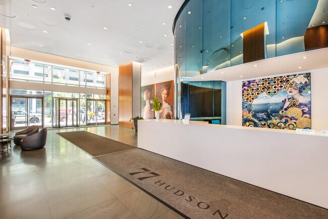 Photo - 77 Hudson St Unidad 1701R