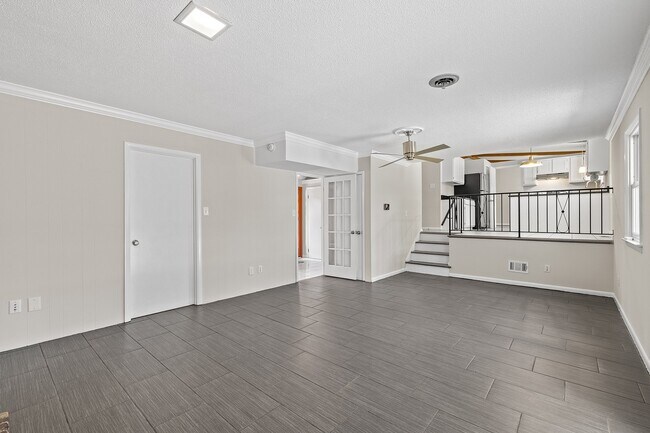 Photo - 1101 Gunnison Pl