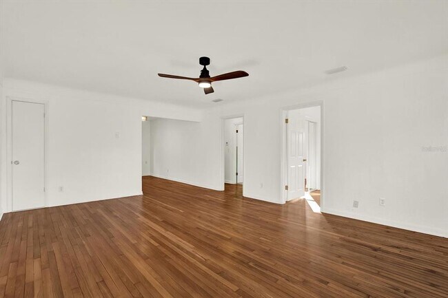 Photo - 109 12th Ave N