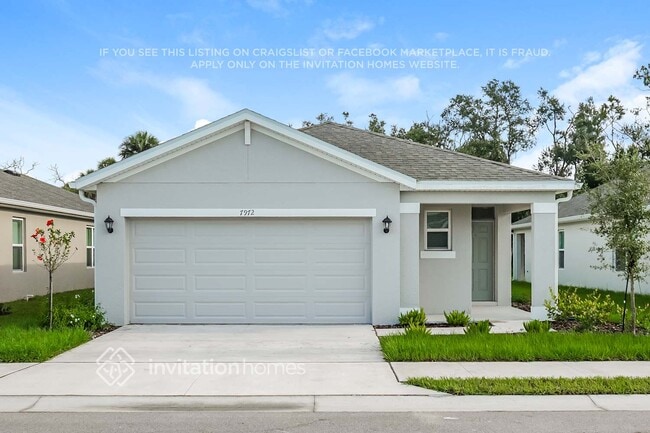 Building Photo - 7972 Majestic Palms Ct