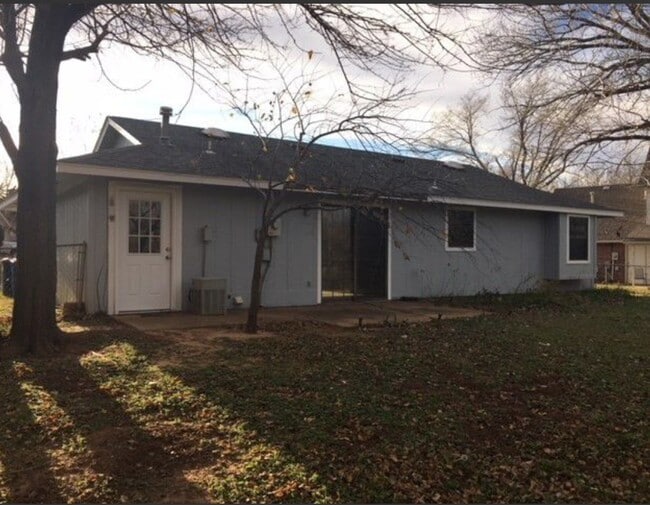 Photo - 203 Timbercrest Ct