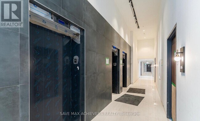 Photo - 2782 Barton St E Unité 1016