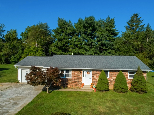 Building Photo - 3522 S Bainbridge Dr Rental