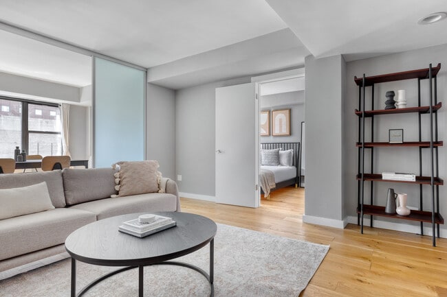 Building Photo - 279 E 44th St Rental