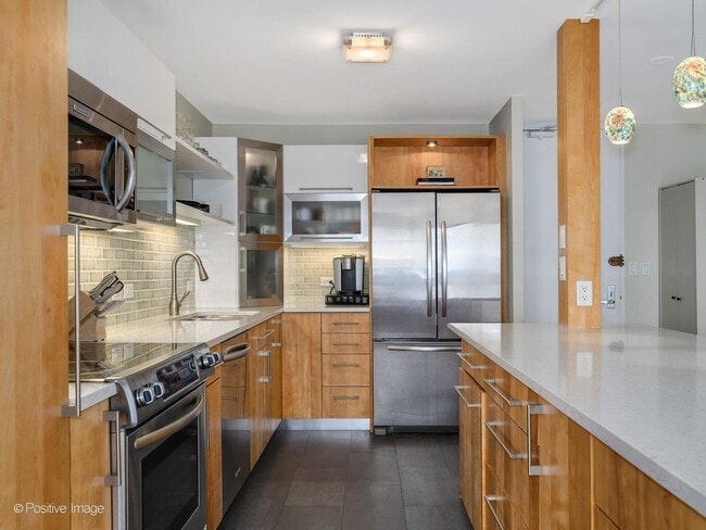 Photo - 2020 N Lincoln Park W Unidad 28KL