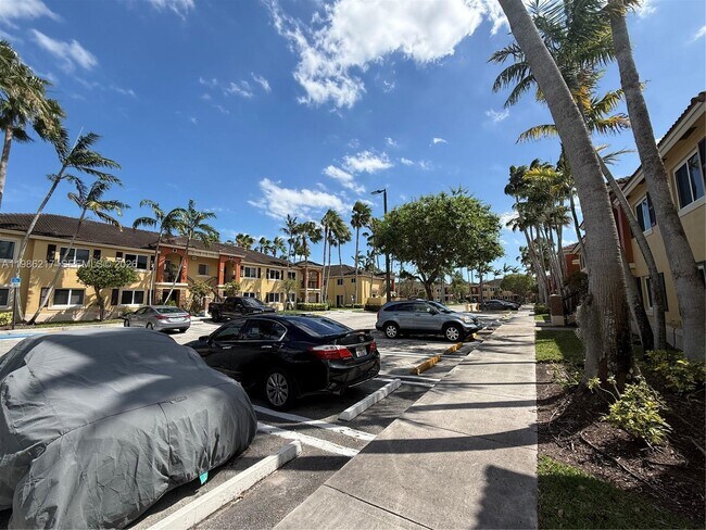 Photo - 940 NE 33rd Terrace Unit 101