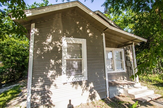Photo - Amazing Home Near Downtown