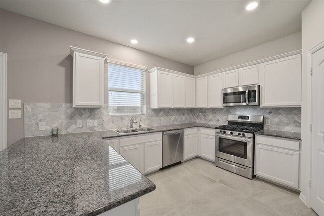 Building Photo - 6822 Barrington Crk Trce Rental