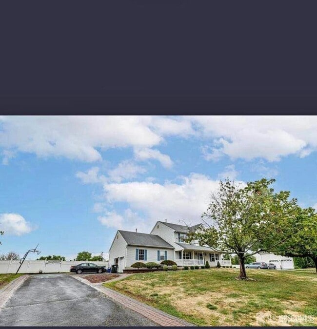 Photo - 5 Gunther Loop