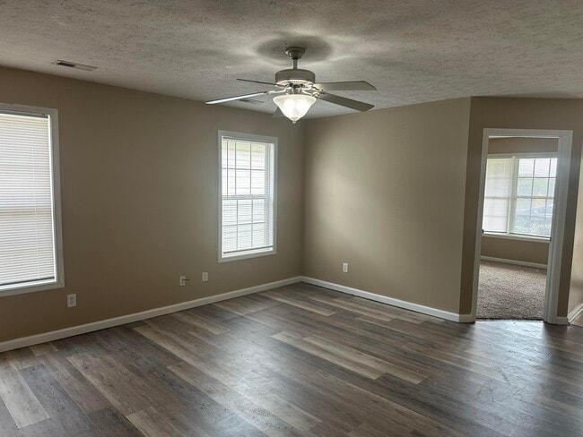 Photo - 3140 Tiburon Way