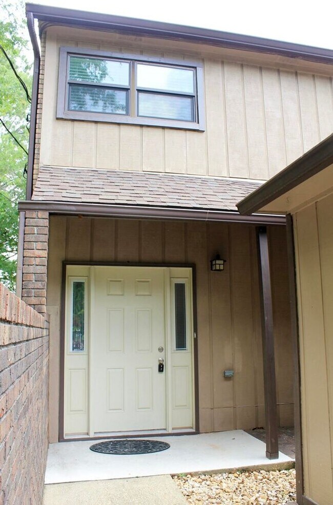 Photo - 68 N John Sims Pkwy Unit 68 N John Sims Parkway