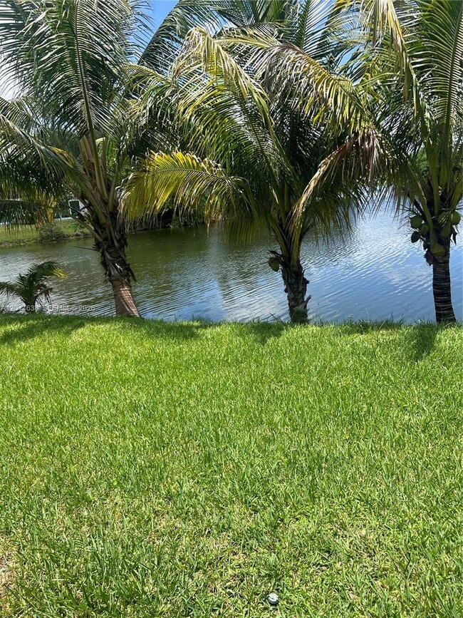 Photo - 2730 Cypress Ave