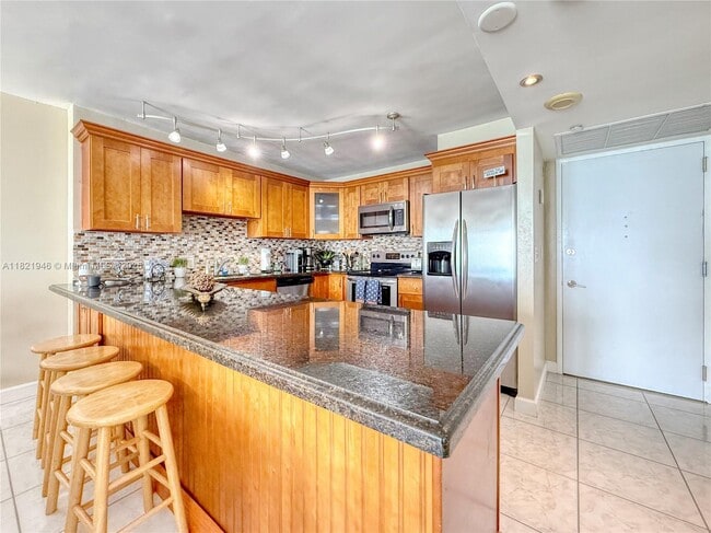 Photo - 5701 Collins Ave Unit 1508