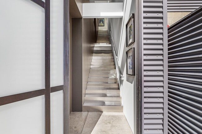 Photo - Spectacular Live/Work Home Designed by Architect David Stark Wilson