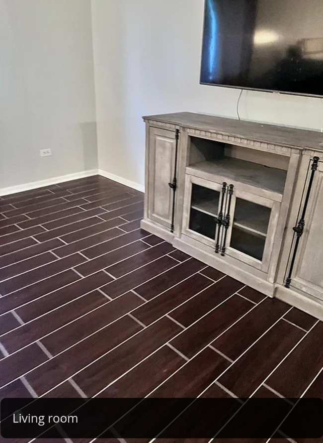 Photo - 8520 Lakewood Ave