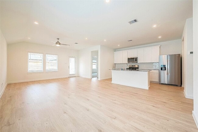 Photo - 1210 Via Del Corso Ln