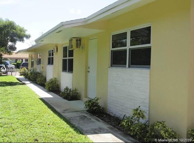Photo - 332 SW 15th St Unit 332