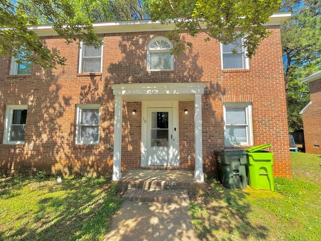 Photo - 10 Crescent Ln