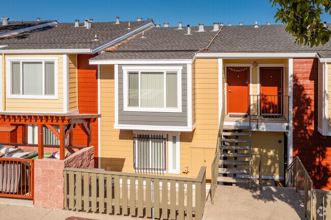 Entrada - Northridge Cooperative