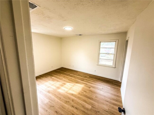 Photo - 6485 Carolyn Ct