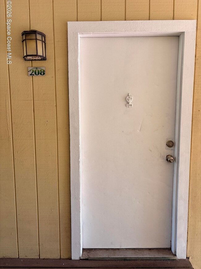 Building Photo - 2101 Forest Knoll Dr NE Unit 208