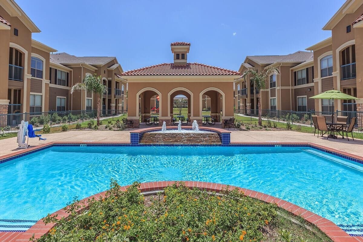 Photo - 1100 S Stewart Blvd Unidad 140