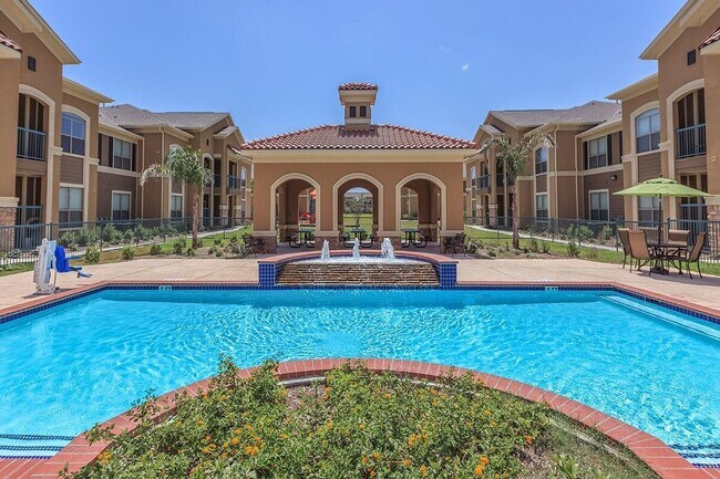 Photo - 1100 S Stewart Blvd