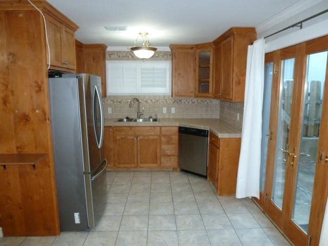 Photo - 211-C S Meadowlark St