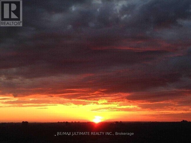 Photo - 397 Front St W Unit 3903