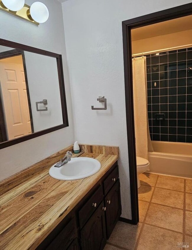 Photo - 1166 Rimrock Dr