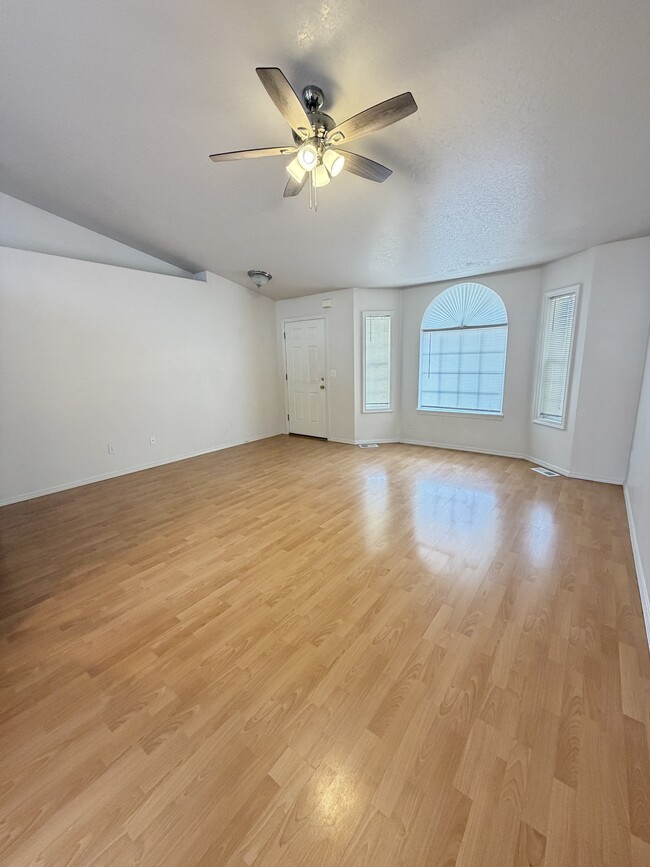 Photo - 2067 S Linda Vista Pl