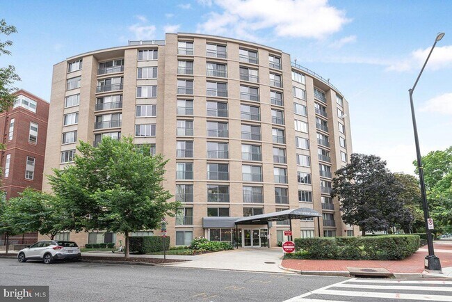Building Photo - 1239 Vermont Ave NW Unit 902 Rental