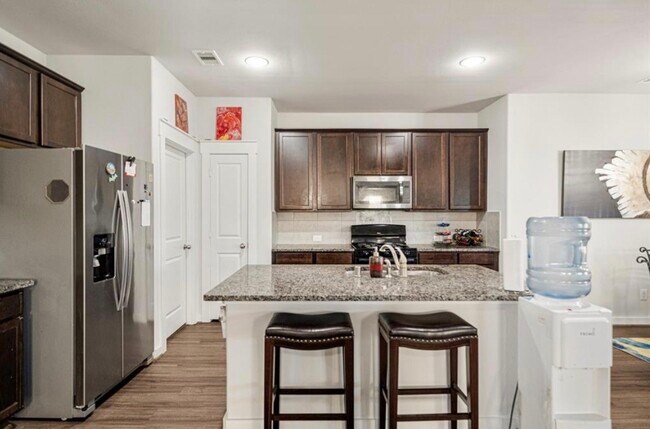Photo - 15419 Royce Holly Dr