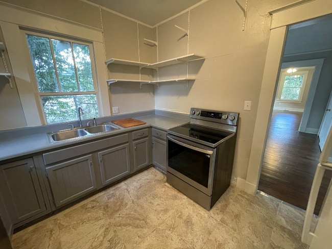 Photo - 1874 Central Ave