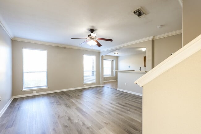 Photo - 19362 Caledonia Dr
