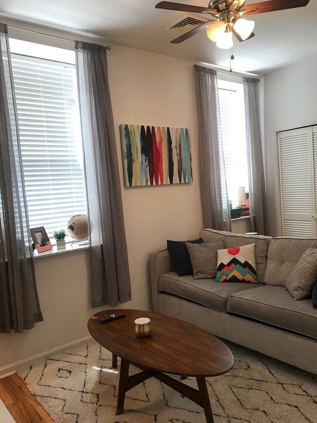 Photo - 1611 South St Apartment Unit 2F
