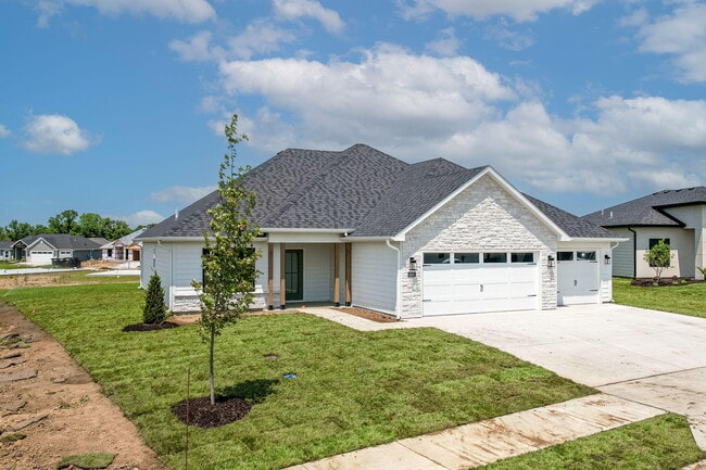 Photo - 4505 Chambers Bay Dr