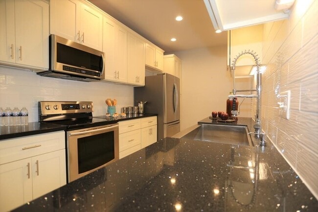 Photo - 2255 Braeswood Park Dr