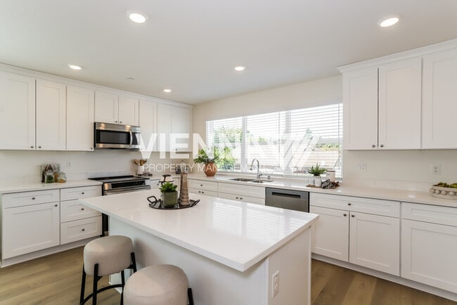 Photo - 8002 Quiet Knolls Dr