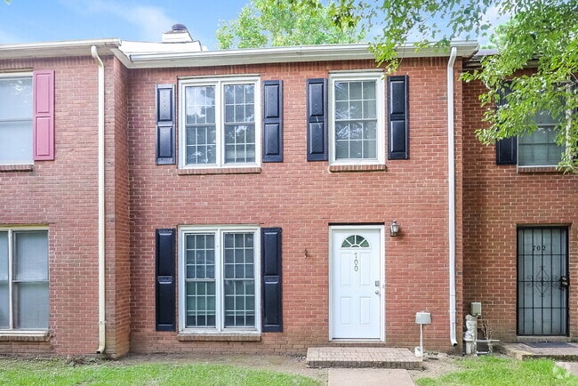 Building Photo - 700 Redland Dr Rental
