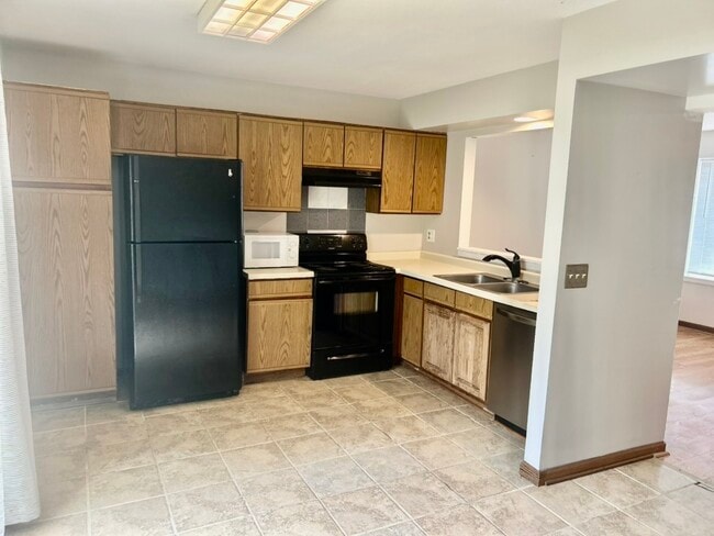 Photo - 2732 Wilshire Ct