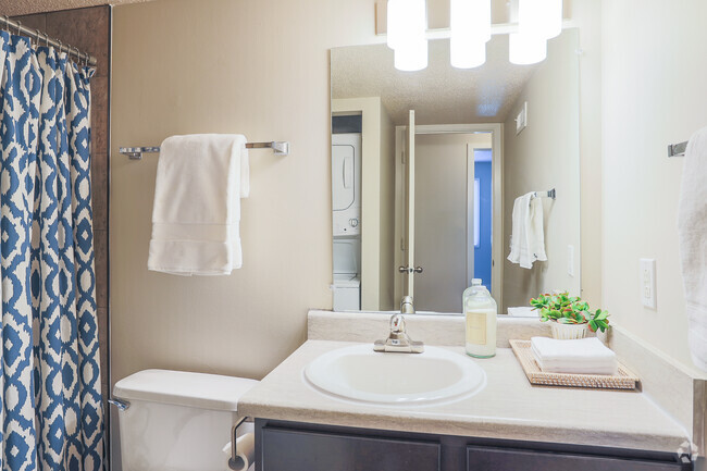1BR, 1BA - Willow - Spring Tree by Broadmoor Apartments